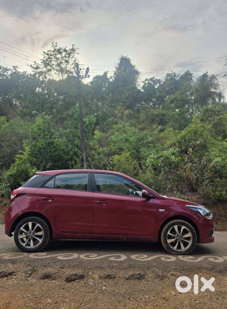 Hyundai I20 Sportz 1.2 Bs-iv, 2018, Petrol