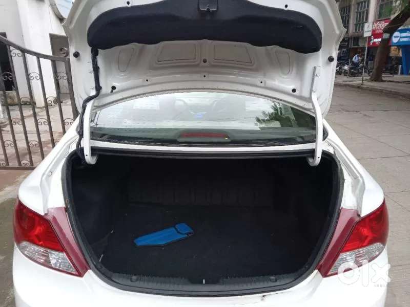 Hyundai Verna Fluidic 1.6 Vtvt Sx, 2015, Petrol