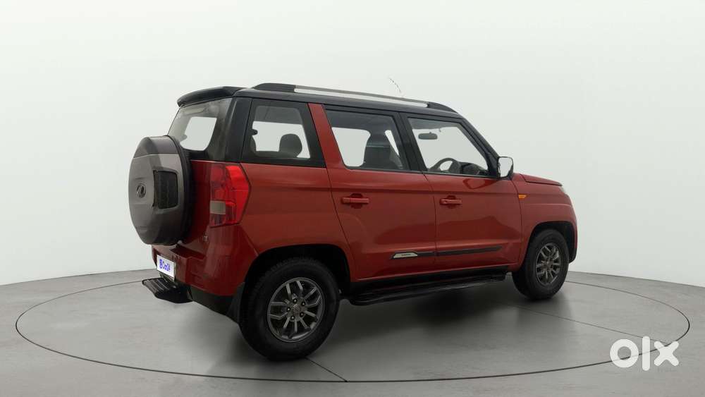 Mahindra Tuv 300 T10 Dual Tone, 2018, Diesel