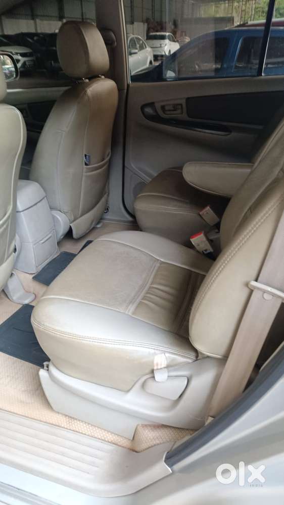 Toyota Innova 2.5 G (diesel) 7 Seater, 2012, Diesel