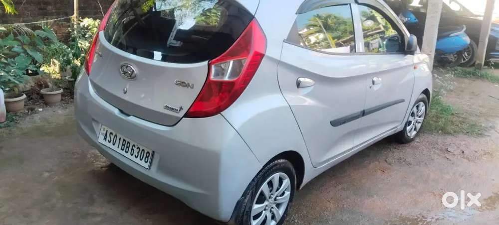 Hyundai Eon Magna 2012