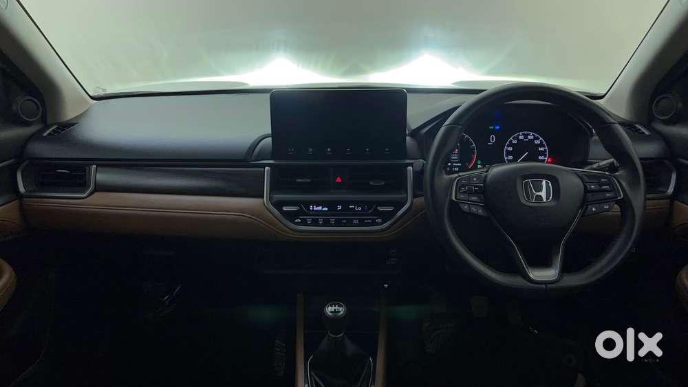Honda Elevate Zx Mt, 2025, Petrol