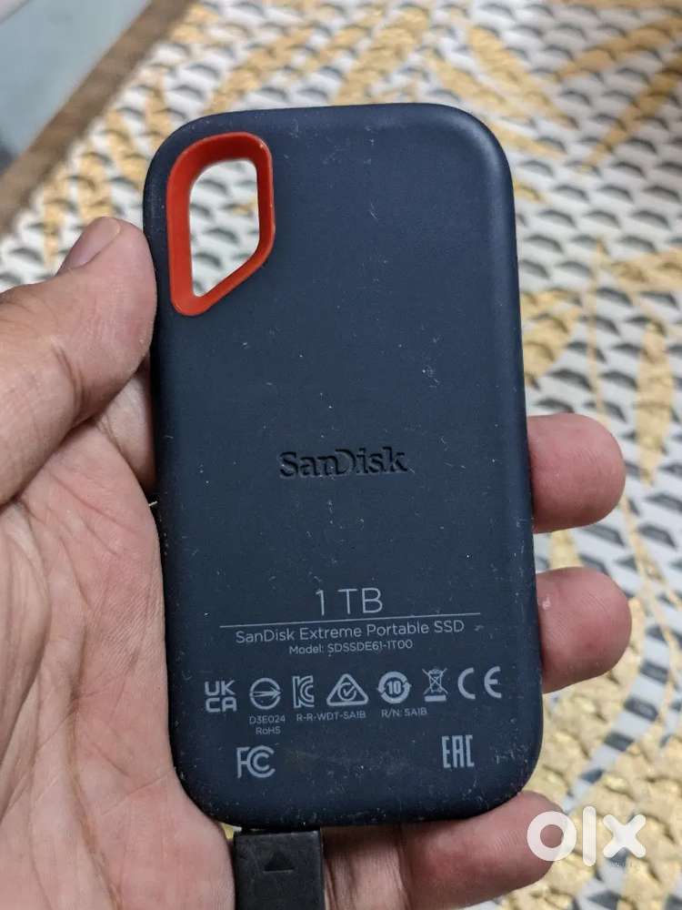 SanDisk Extreme Portable SSD 1TB 99% Health Excellent Condition