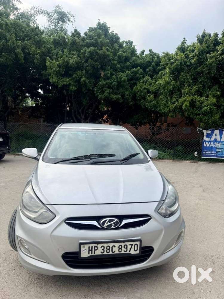 Hyundai Verna Vtvt 1.6 Sx, 2013, Petrol