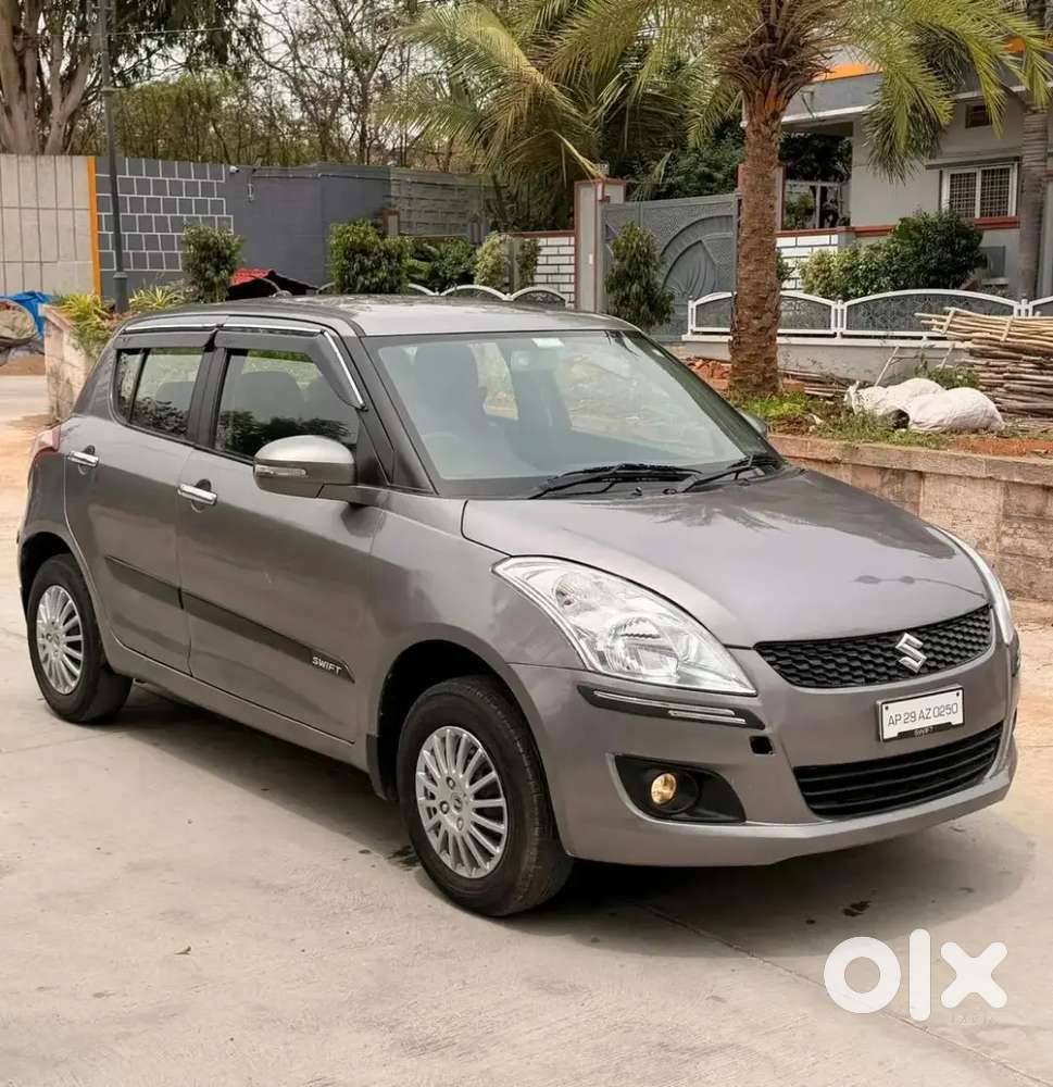Maruti Suzuki Swift Vxi 2013 Petrol Car