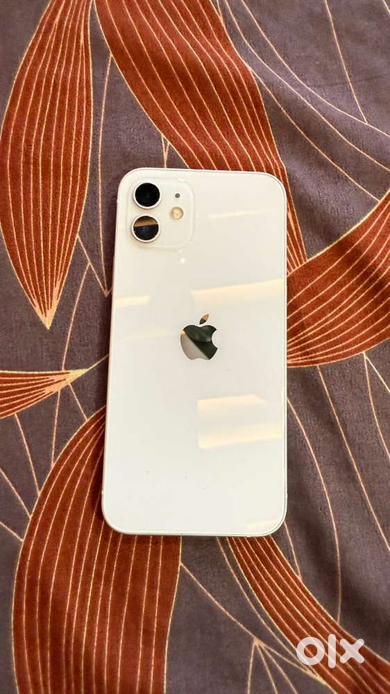 Apple Iphone 12 128GB White colour Mint condition Mobile