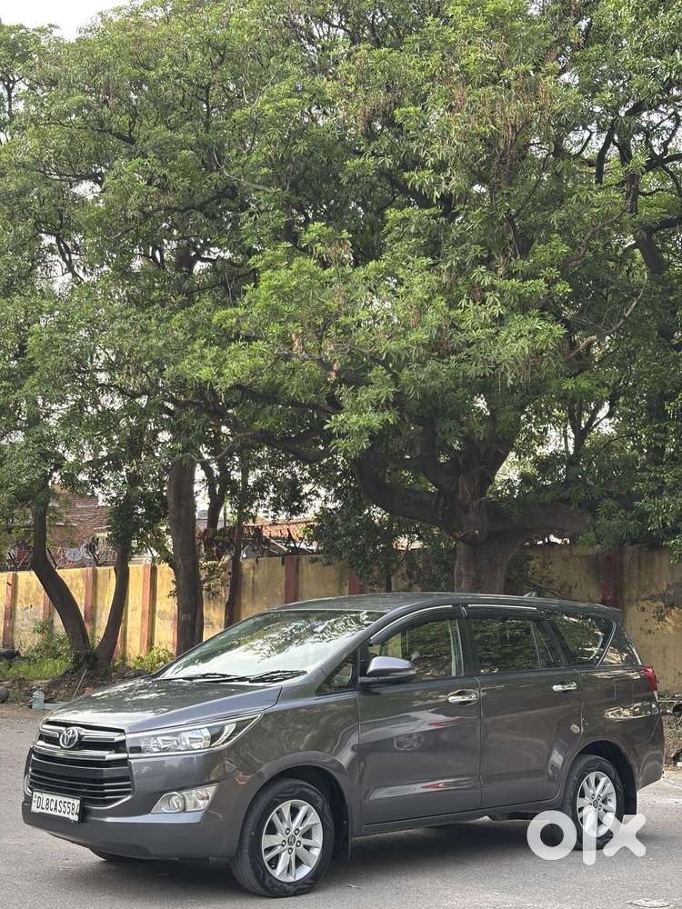 Toyota Innova Crysta 2.4 G Mt, 2017, Diesel