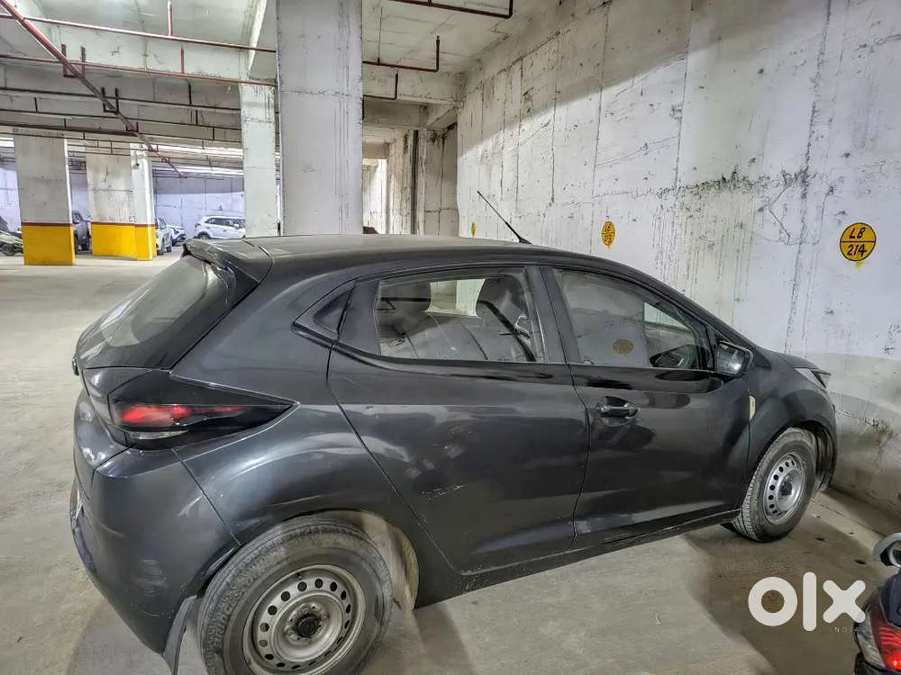 Tata Altroz 2021 Petrol 56000 Km Driven