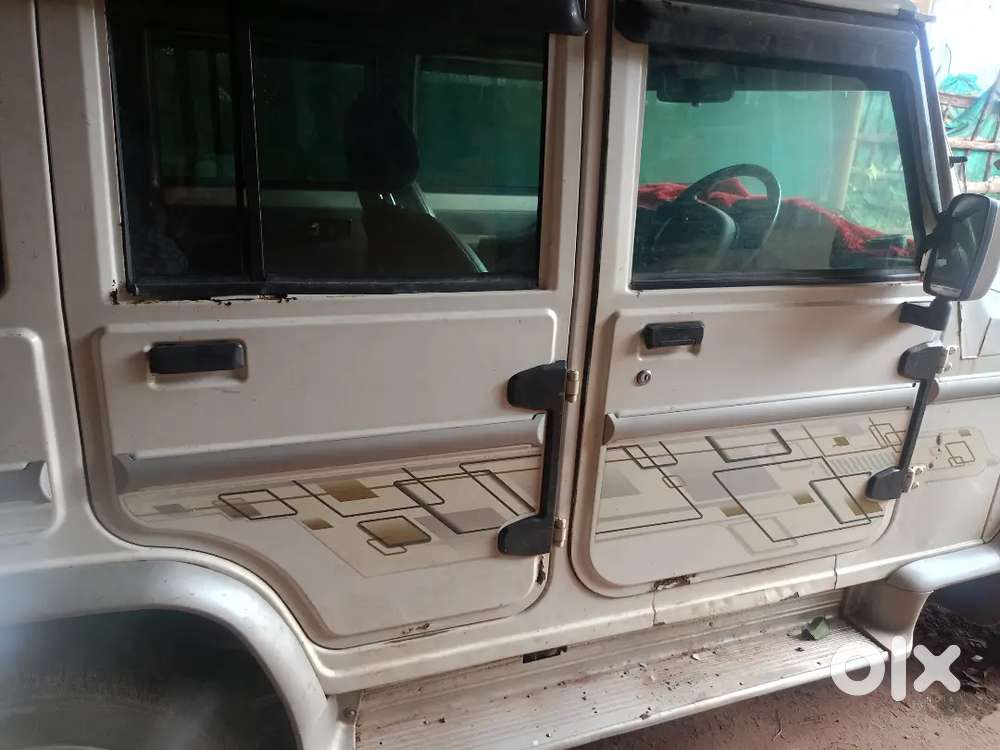 Mahindra Bolero Neo 2011 Diesel Automatic