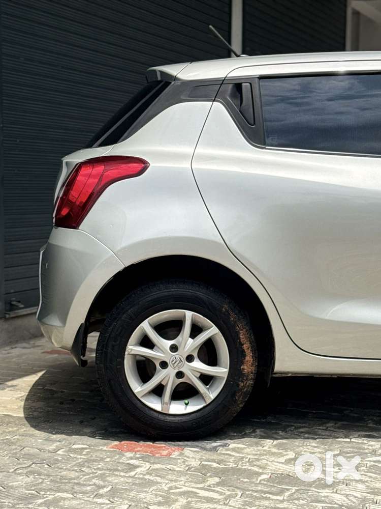 Maruti Suzuki Swift Vvt Vxi, 2021, Petrol
