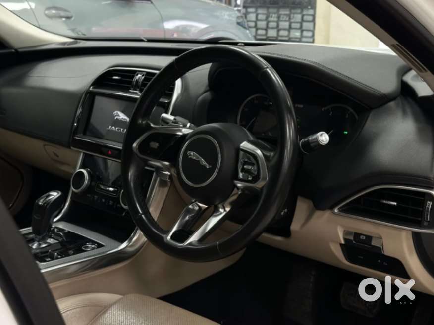 Jaguar Xe Portfolio, 2019, Diesel