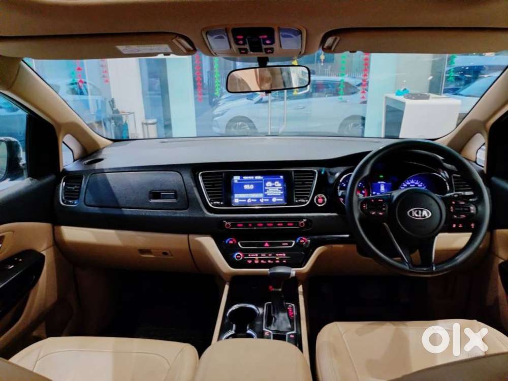 Kia Carnival Prestige, 2021, Diesel