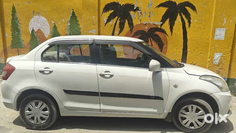 Maruti Suzuki Swift Dzire 2017 Cng & Hybrids 90000 Km Driven