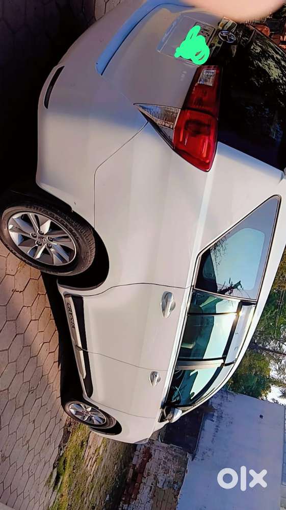 Toyota Innova Crysta 2.4 Gx Limited Edition 8 Str, 2023, Diesel