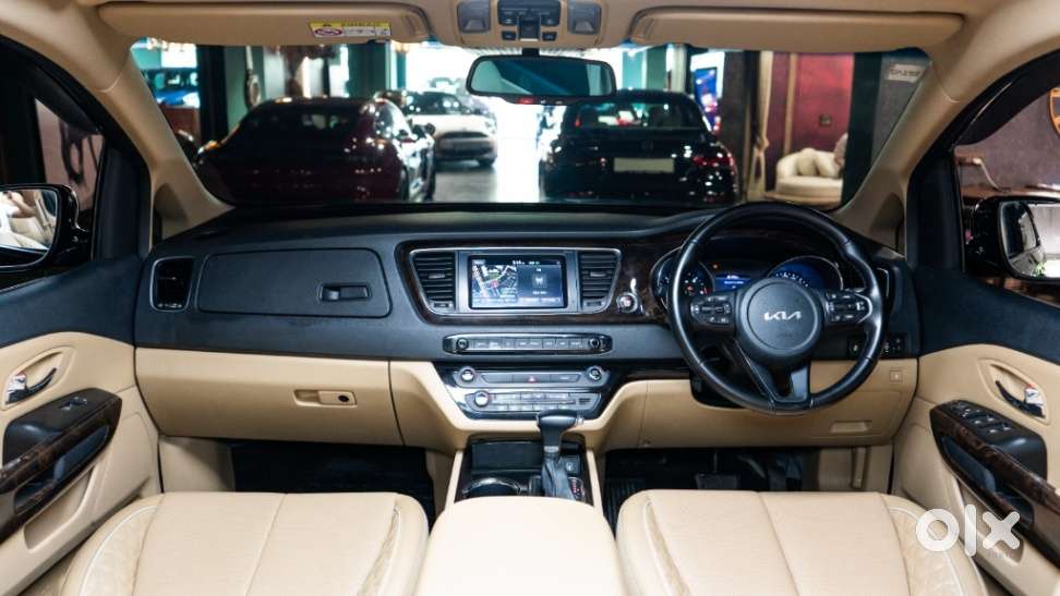Kia Carnival Limousine Plus 7 Str, 2023, Diesel