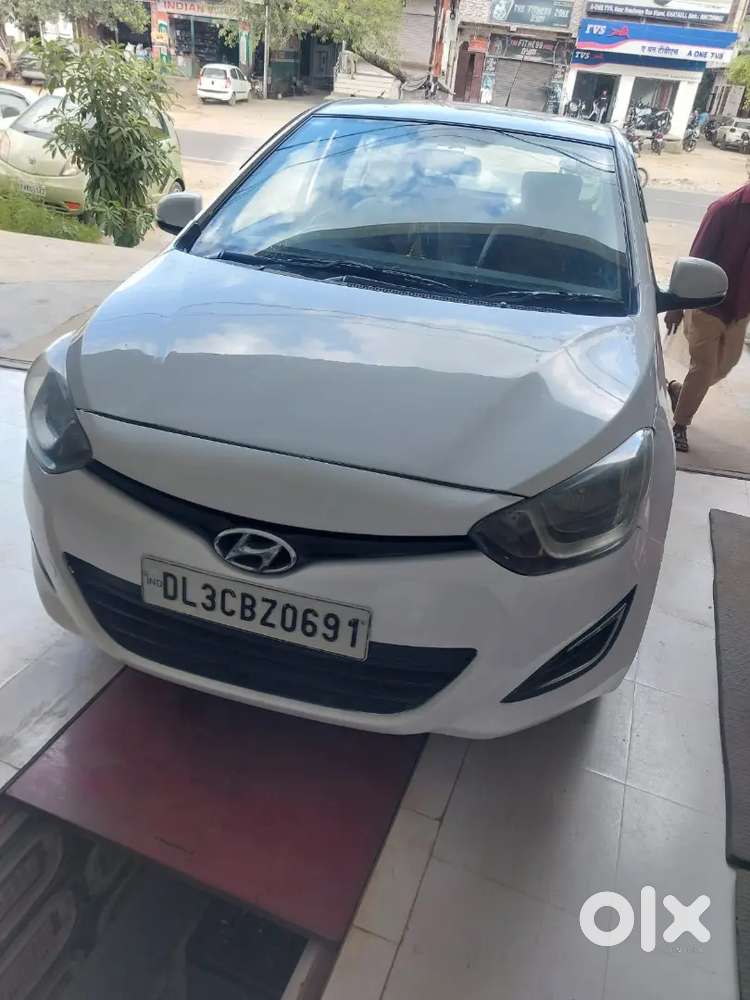 Hyundai I20 2012 Cng & Hybrids Well Maintained