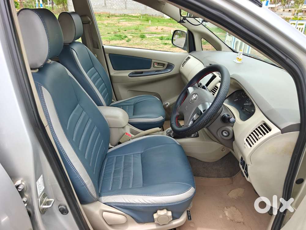 Toyota Innova 2.5 G (diesel) 8 Seater, 2012, Diesel