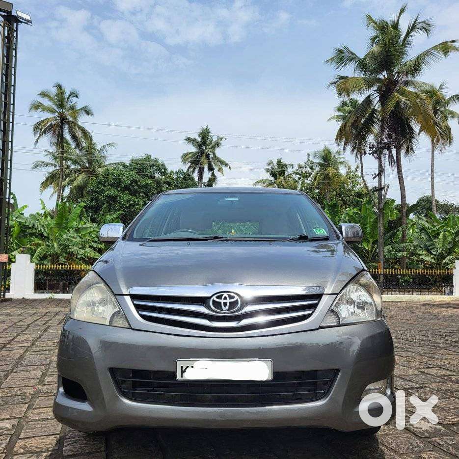 Toyota Innova 2.5 G (diesel) 7 Seater, 2010, Diesel