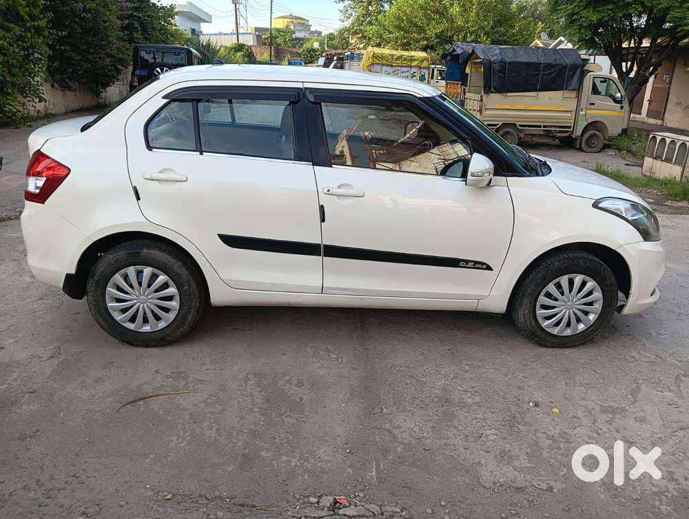 Maruti Suzuki Swift Dzire 1.3 Vxi, 2017, Petrol