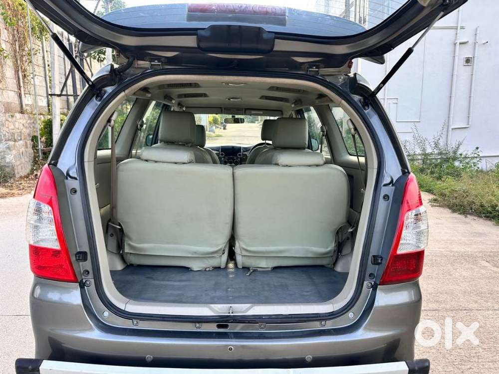 Toyota Innova [2004-2011] 2.5 Gx Diesel 7 Str, 2014, Diesel