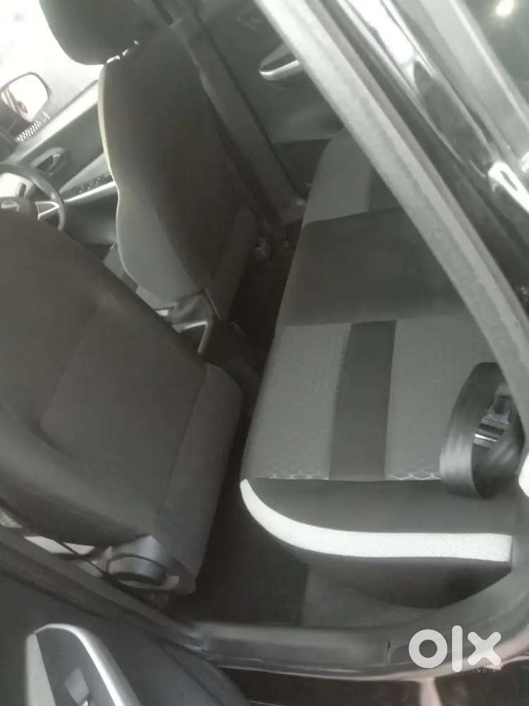 Nissan Magnite Xe 1st Owner Single Hand 8000 Km. Driven