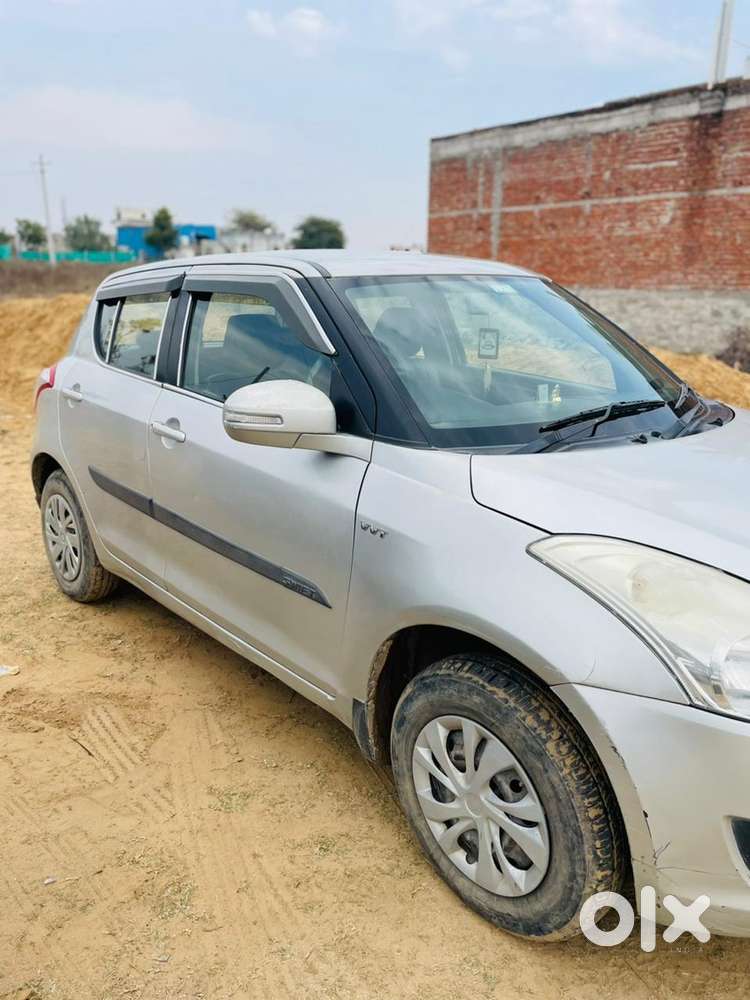 Maruti Suzuki Swift Petrol 2012