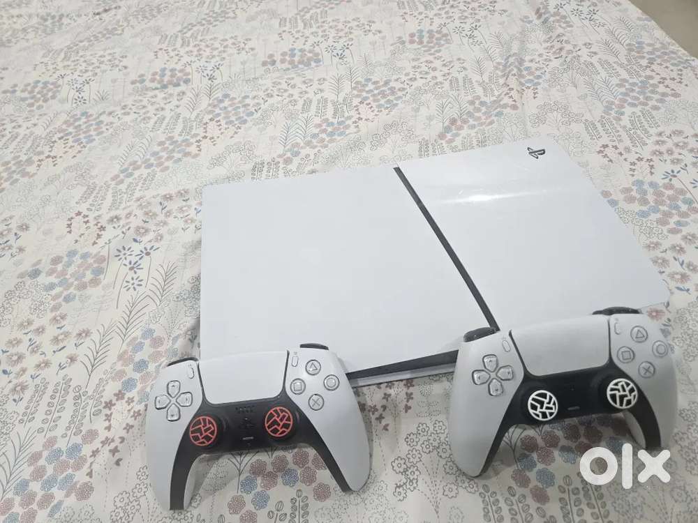 Ps5 1 tb 2 controller digital in warranty