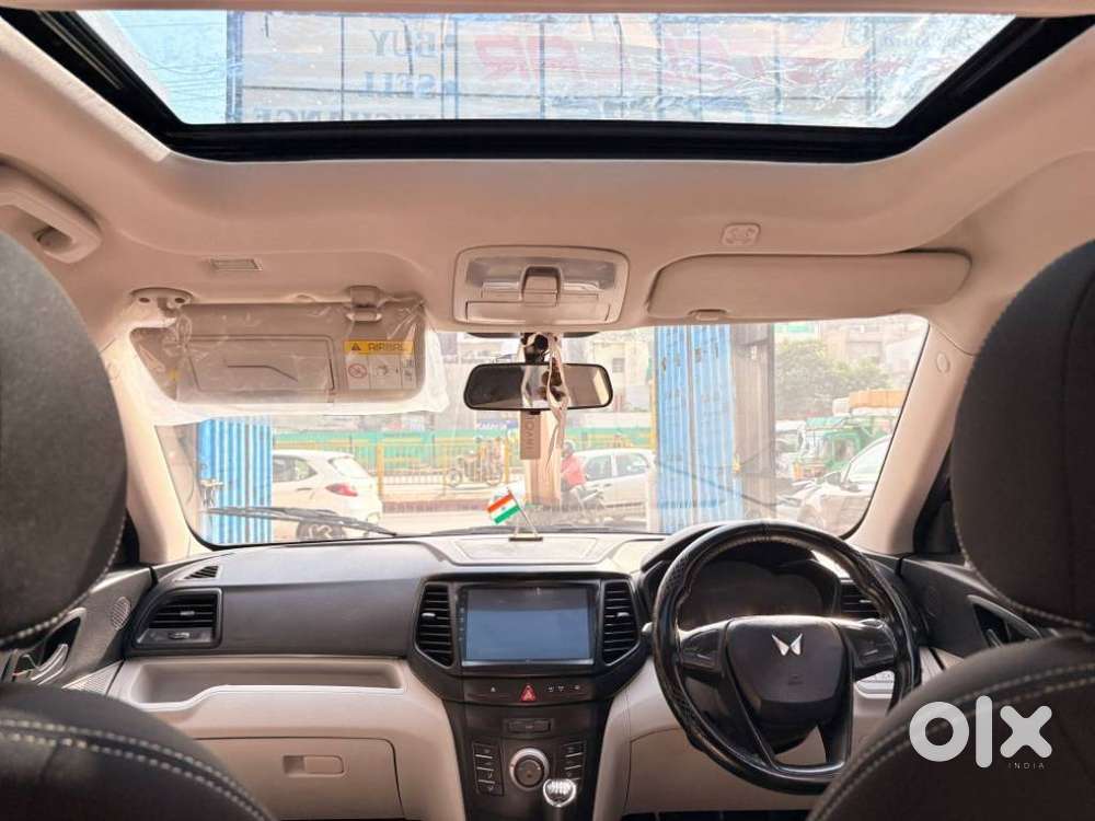 Mahindra Xuv300 W4, 2023, Petrol