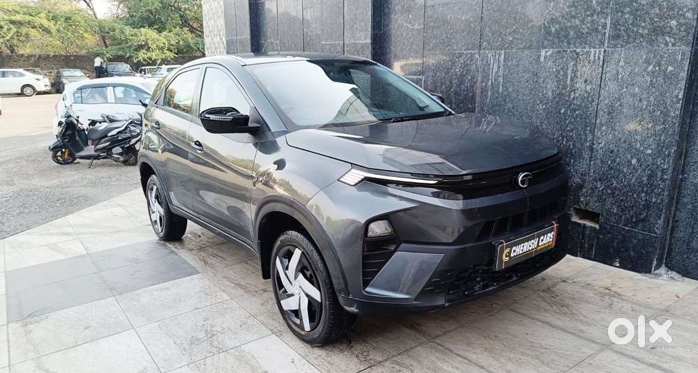 Tata Nexon Smart Plus1.2 Revotron Petrol 5 Mt, 2025, Petrol
