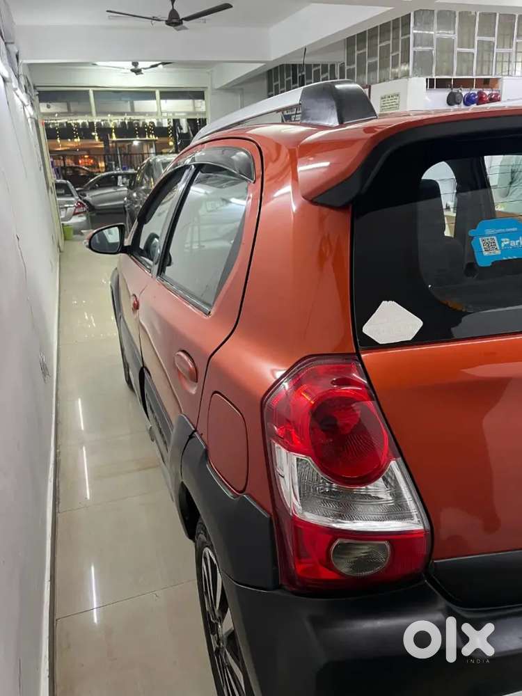 Toyota Etios Cross 2015