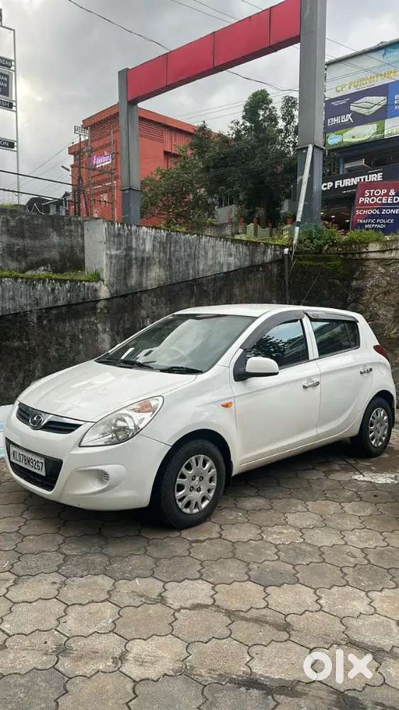 Hyundai I20 2010 Petrol Well Maintained