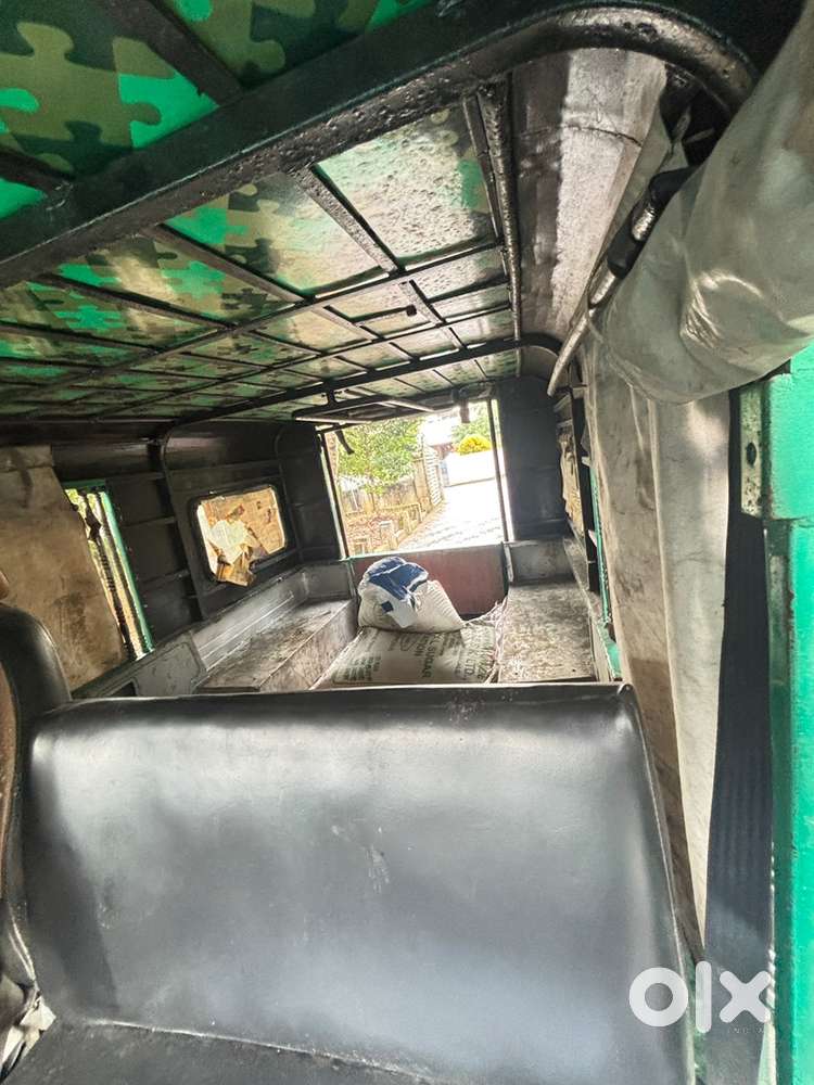 Force Motors Trax Cruiser 1994