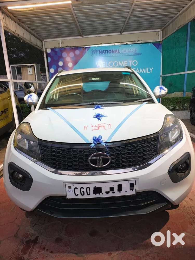 Tata Nexon 1.2 Revotron Xt, 2018, Petrol