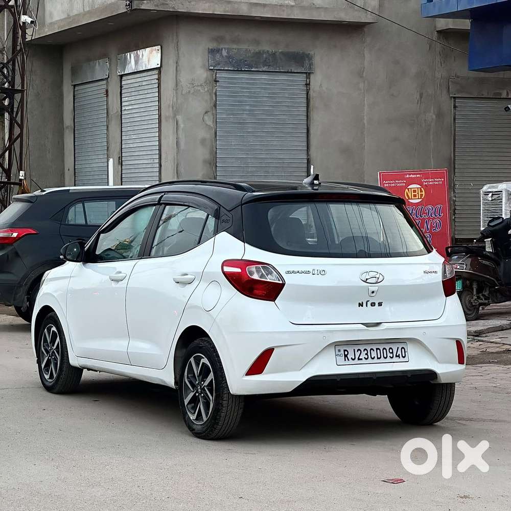 Hyundai Grand I10 Nios Sportz Mt Dual Tone, 2019, Petrol
