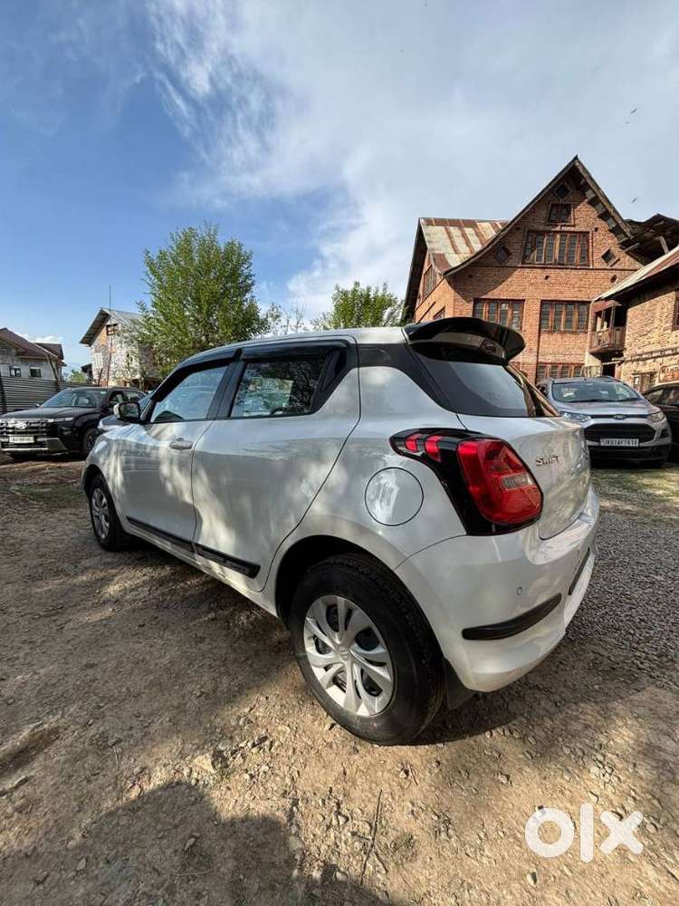 Maruti Suzuki Swift 1.2 Vxi (o), 2023, Petrol