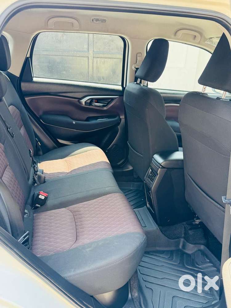 Maruti Suzuki Grand Vitara 1.5 Delta Smart Hybrid, 2023, Petrol