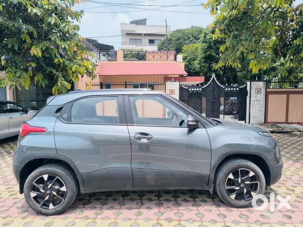 Tata Punch Accomplished Amt Sunroof, 2024, Petrol
