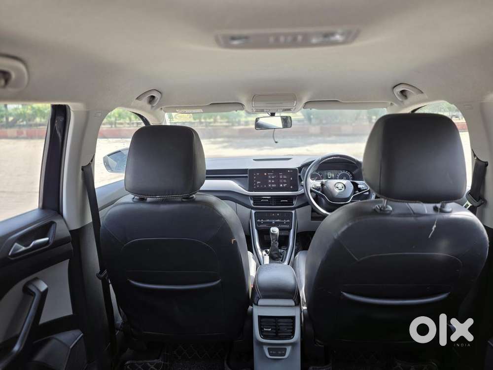 Skoda Kushaq 1.0 Tsi Ambition, 2021, Petrol