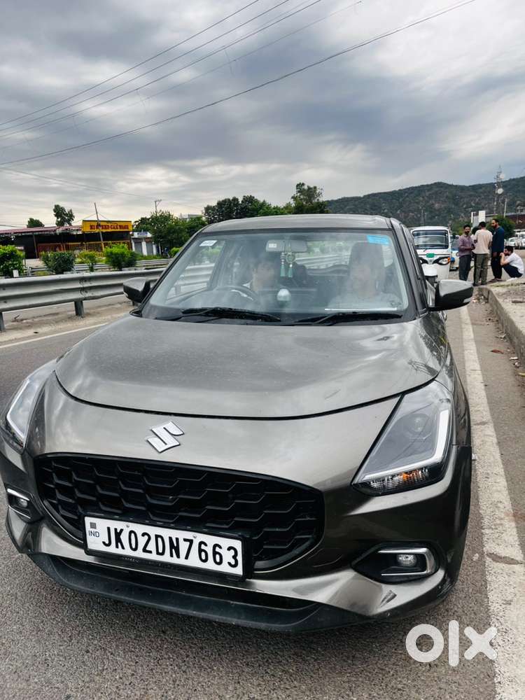 Maruti Suzuki Swift Vxi Optional 2025