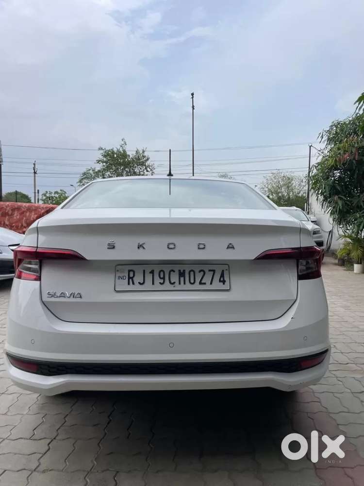 Skoda Slavia Active 1.0l Tsi Mt, 2022, Petrol