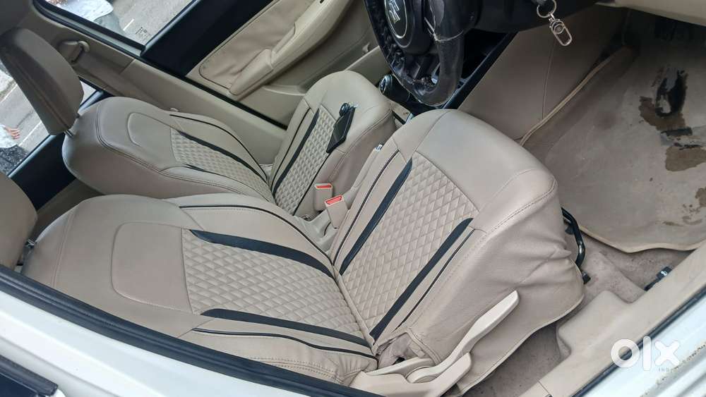 Maruti Suzuki Swift Dzire Vxi Optional, 2017, Petrol