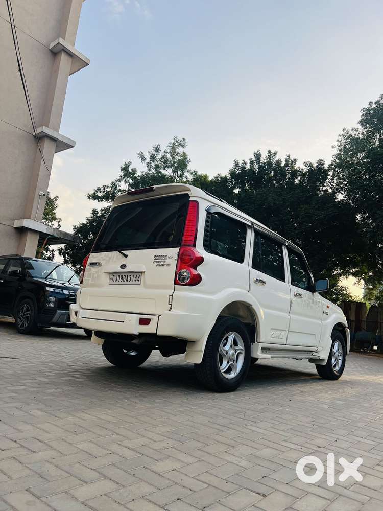 Mahindra Scorpio Vlx 4wd Bs-iv, 2011, Diesel