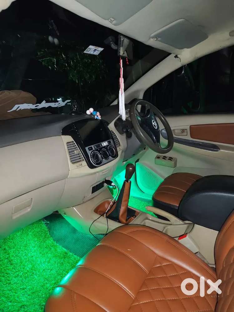 Toyota Innova 2005 Diesel 8 Str