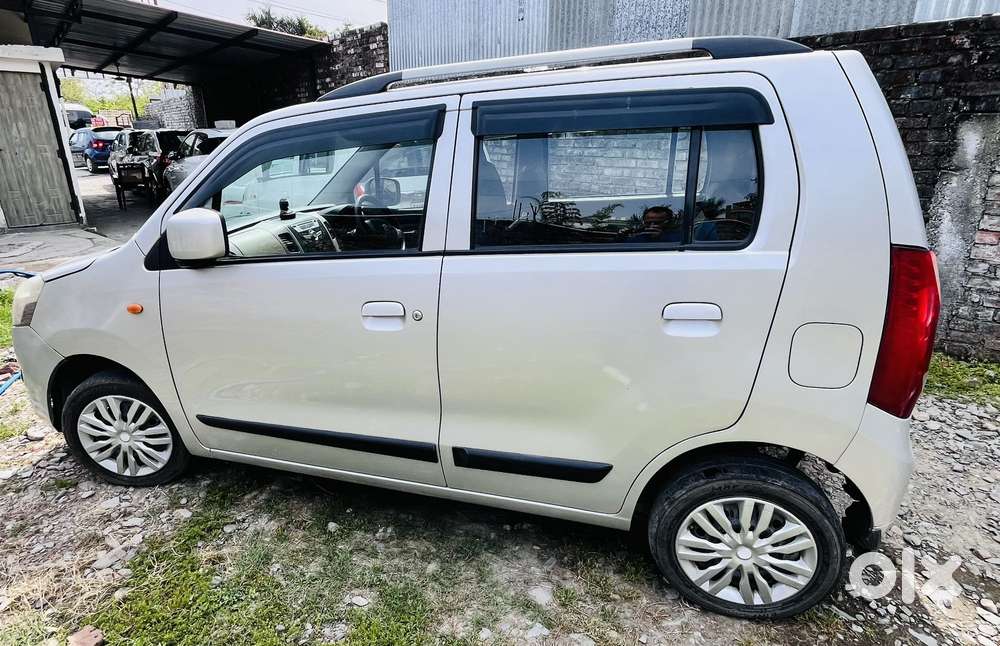 Maruti Suzuki Wagon R Vxi 1.0, 2015, Petrol