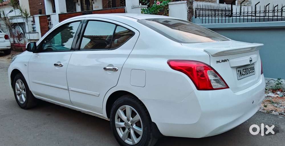 Nissan Sunny, 2013, Diesel