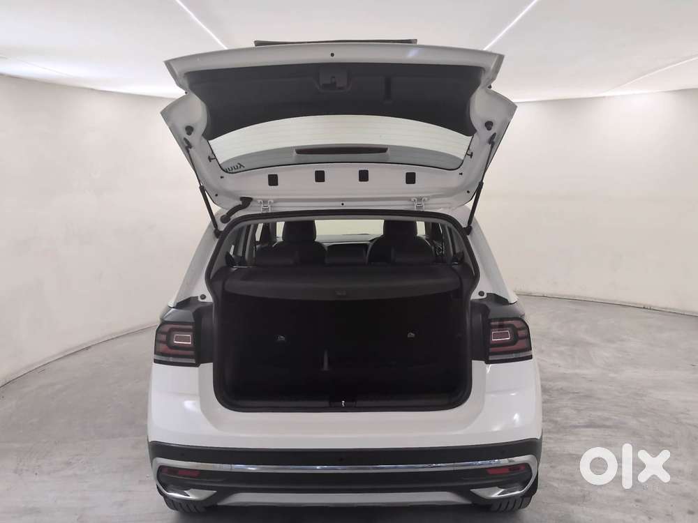 Volkswagen Taigun Topline 1.0 Tsi At (electric Seats), 2023, Petrol