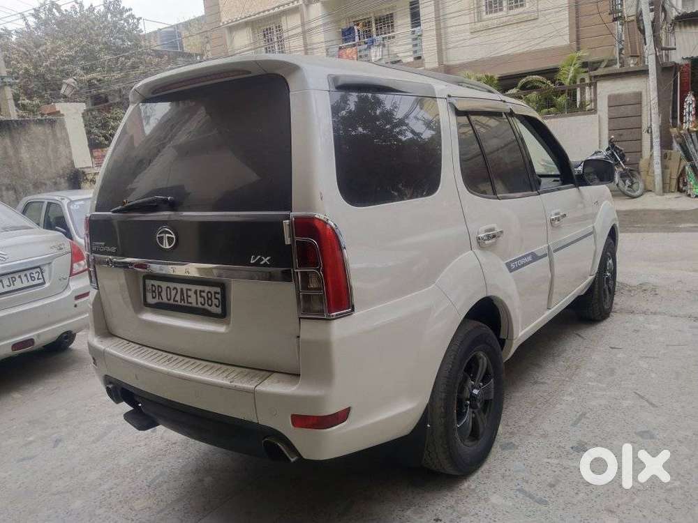 Tata Safari Storme Vx, 2016, Diesel