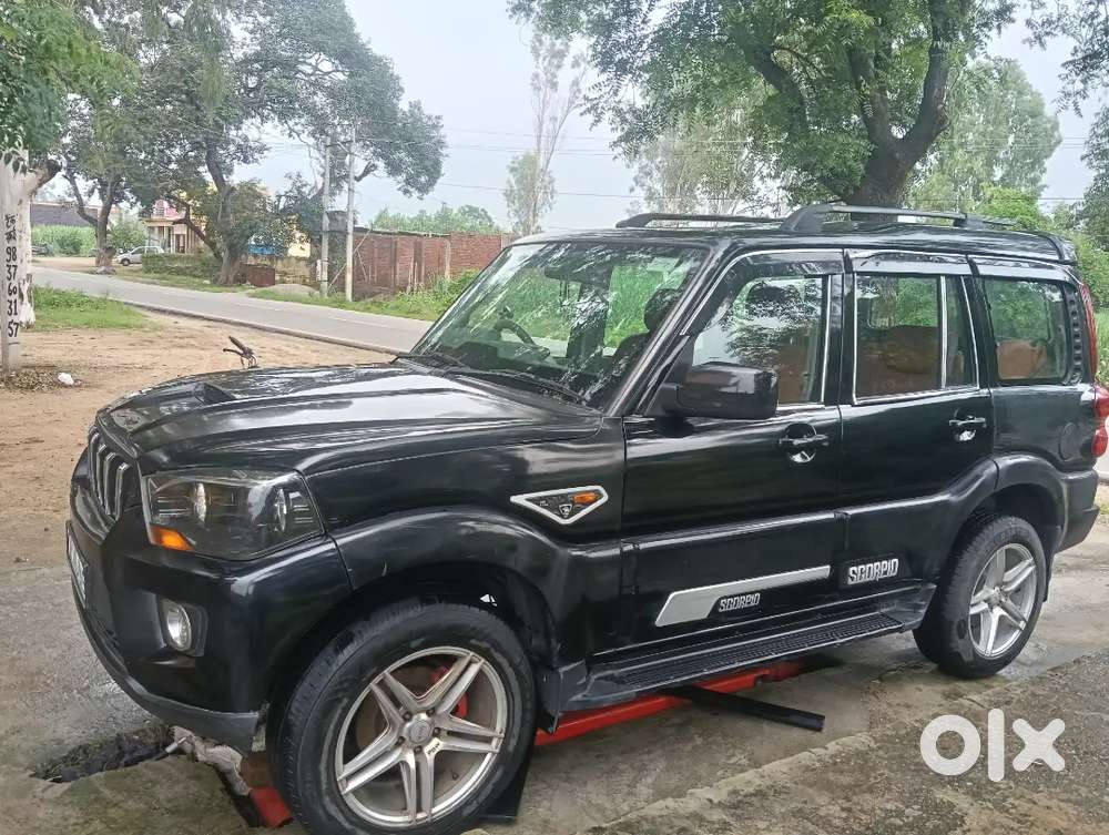 Mahindra Scorpio Diesel Manual 2018 Variant