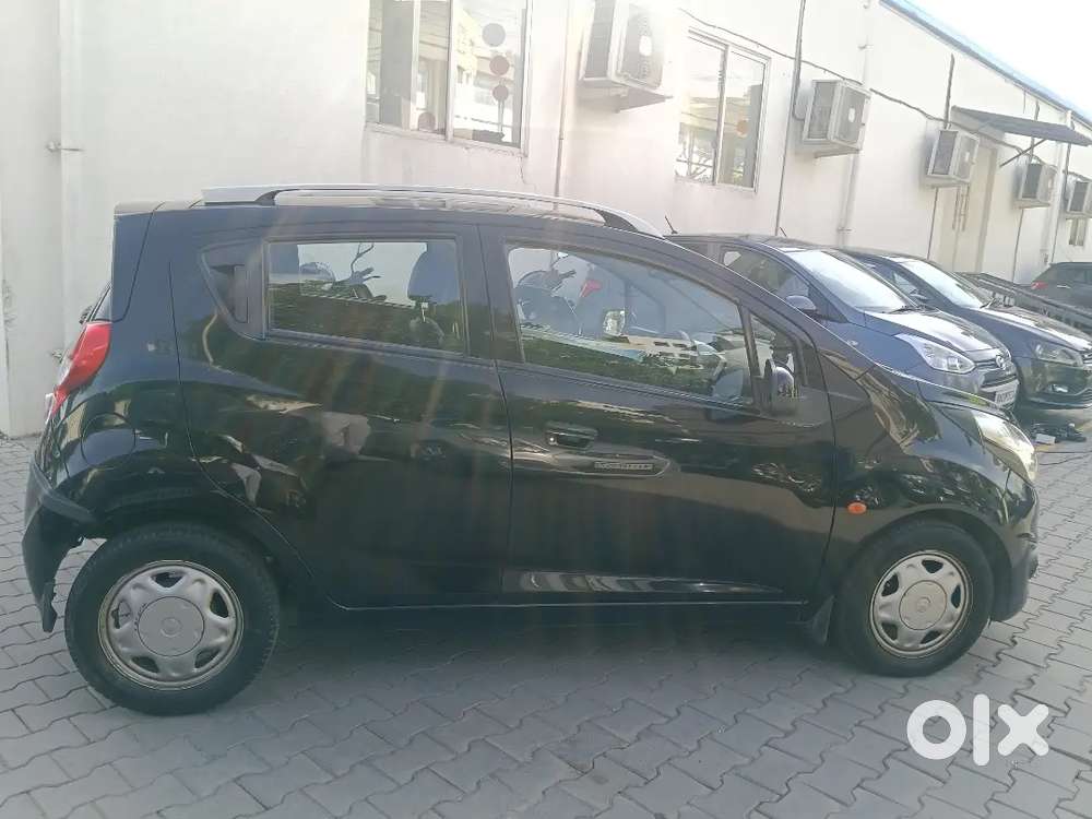 Chevrolet Beat Lt Petrol 2014