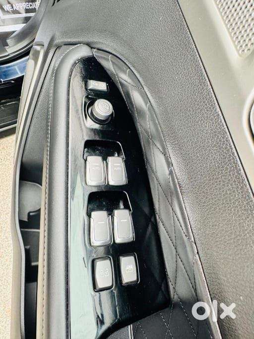 Mahindra Alturas G4 4x2 At, 2022, Diesel